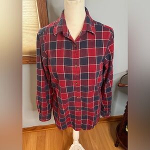 Cabela’s Women’s Size Medium Red Blue Flannel Cotton Button Up EUC